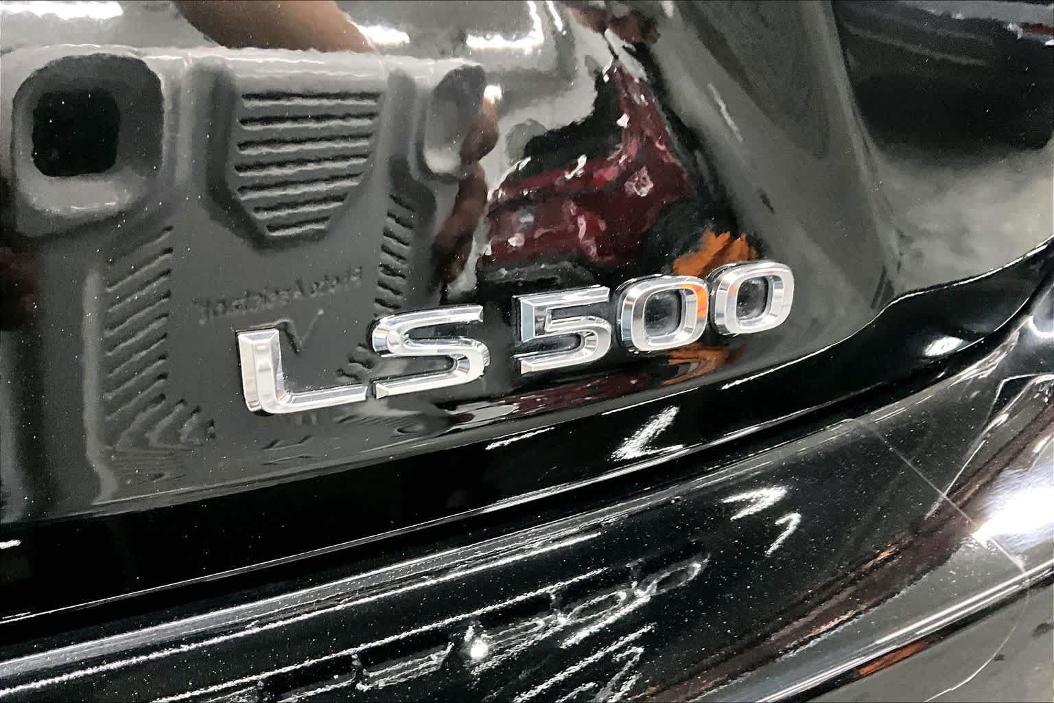 Used 2018 Lexus LS 500 w/ Luxury Package RWD image 9