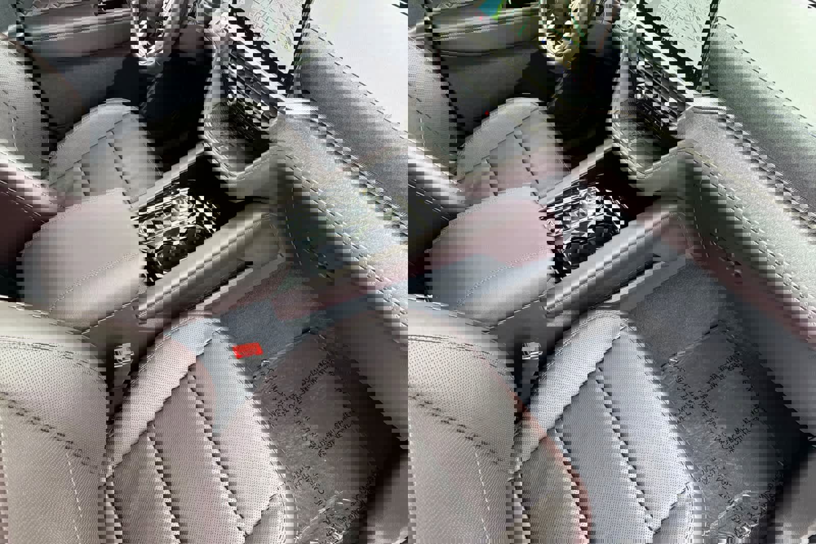 Certified 2025 Ford Explorer Platinum w/ LUX Leather Package image 17