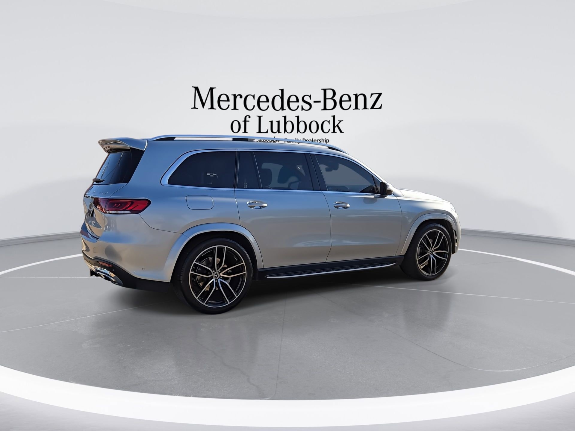Used 2022 Mercedes-Benz GLS 450 4MATIC image 8