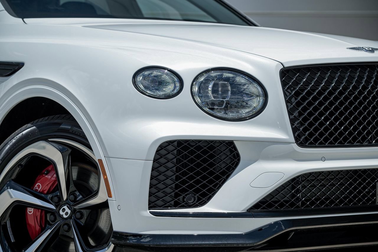 New 2025 Bentley Bentayga AWD/4WD image 7