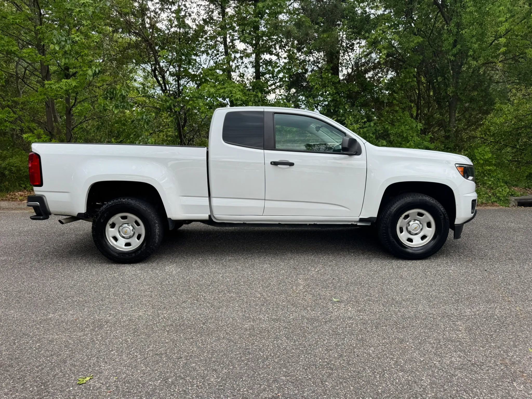 Used 2019 Chevrolet Colorado W/T RWD image 5