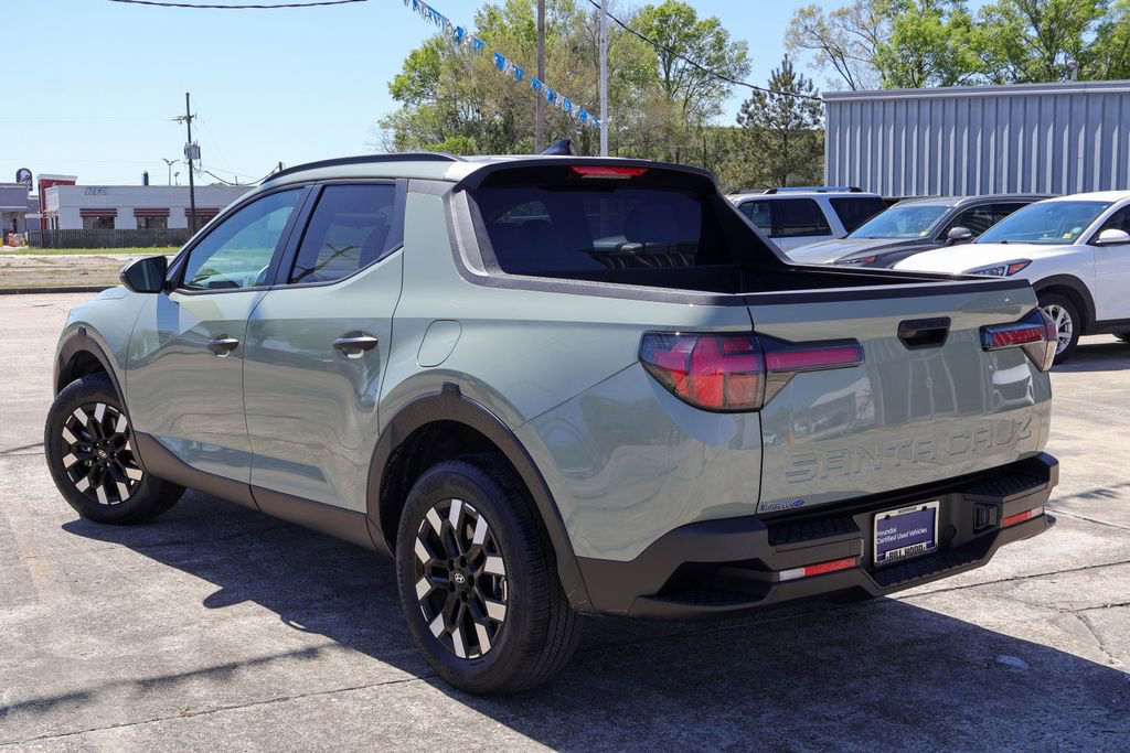 Certified 2025 Hyundai Santa Cruz SEL image 2