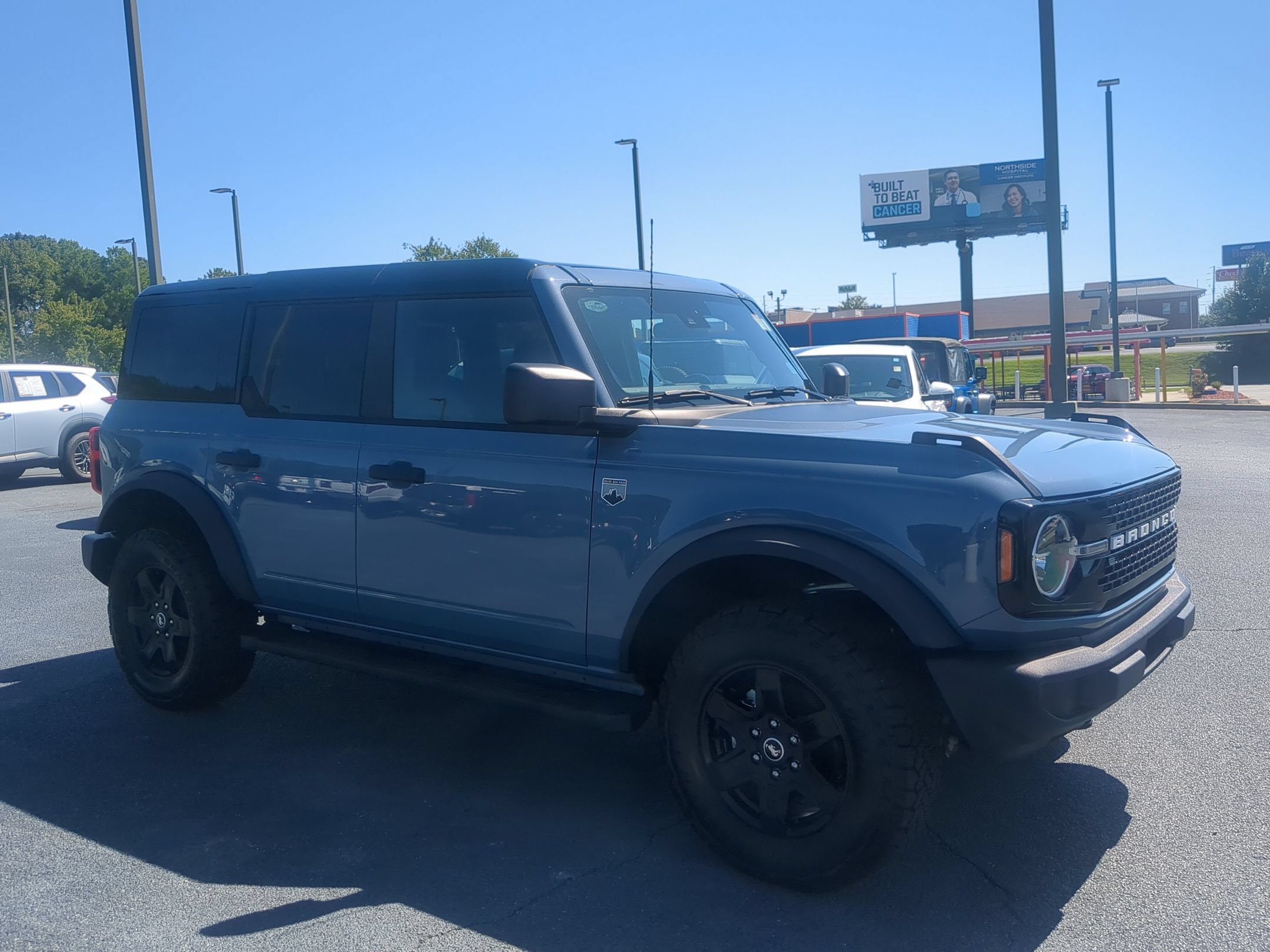 Used 2025 Ford Bronco Big Bend AWD/4WD image 3