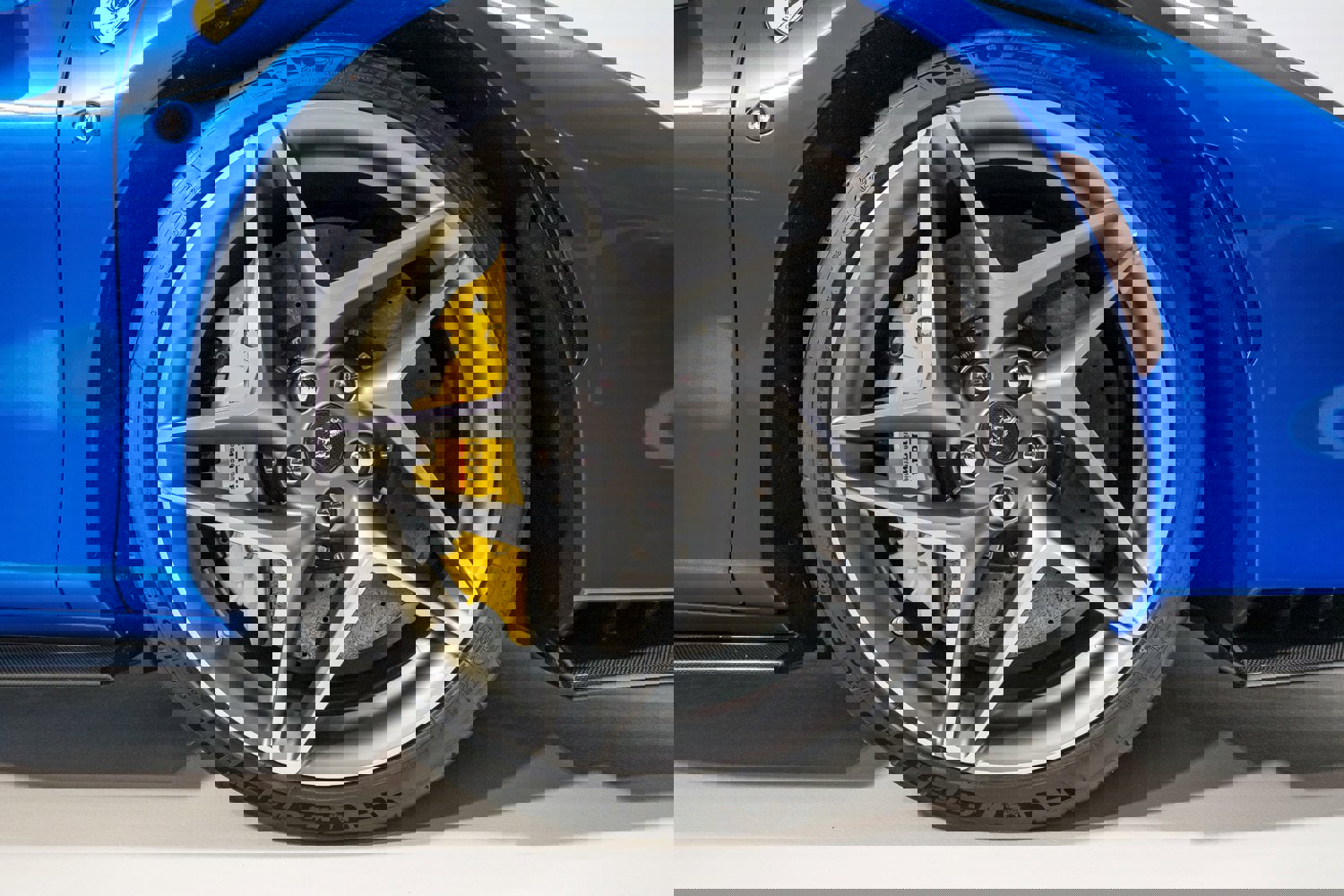 Used 2021 Ferrari F8 Tributo image 20