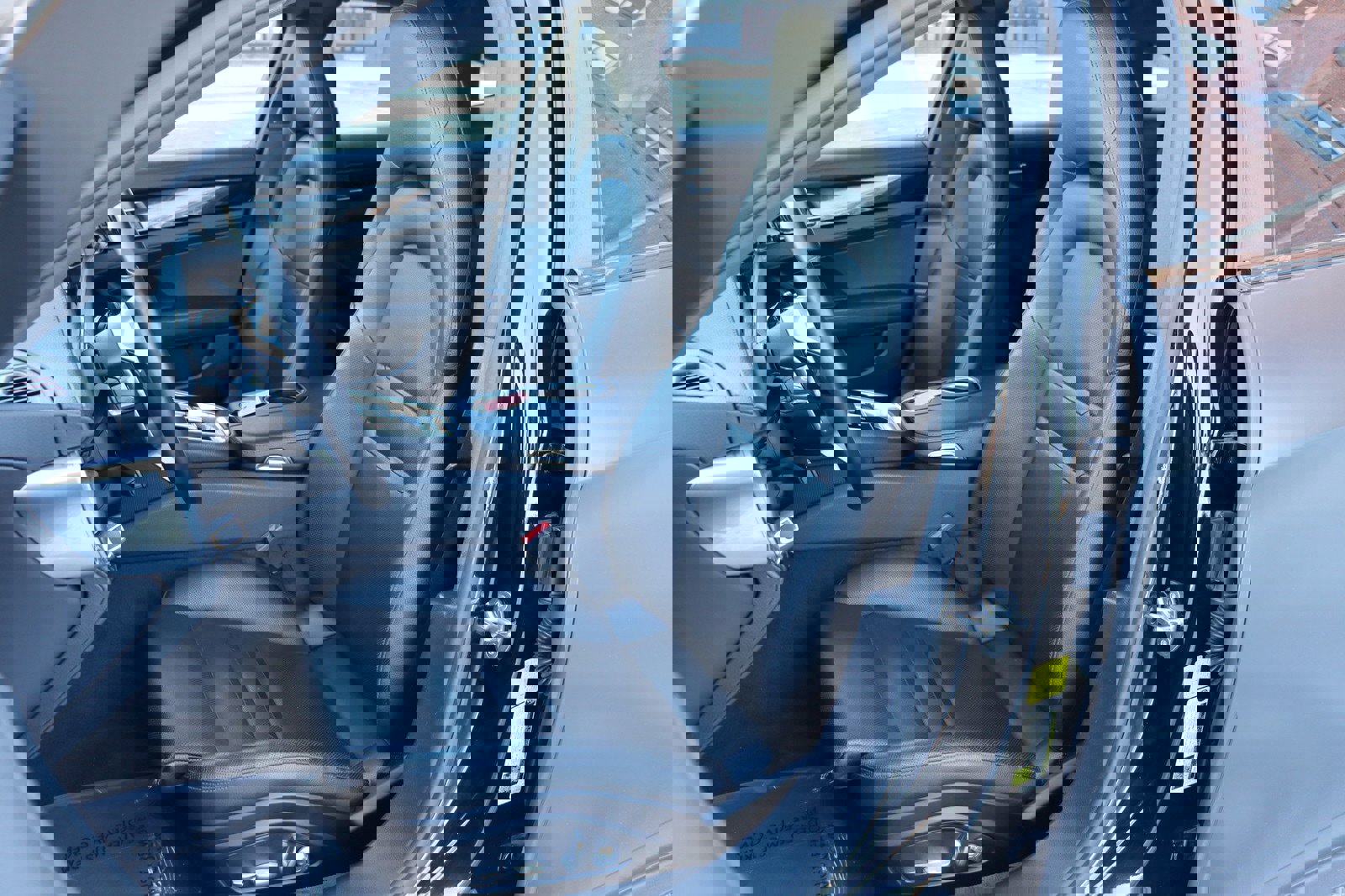 Used 2018 Porsche Panamera 4 w/ Premium Package Plus image 12