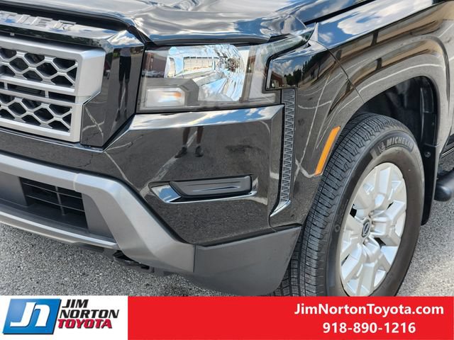 Used 2023 Nissan Frontier SV w/ Tow Package AWD/4WD image 9