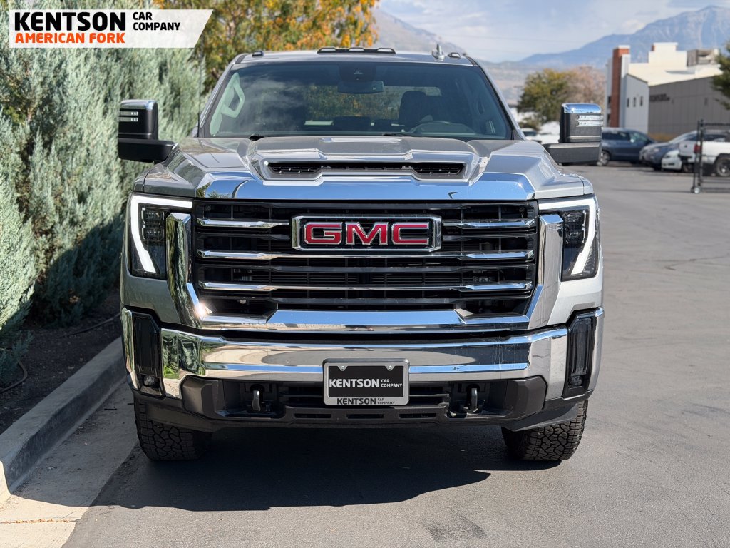 Used 2026 GMC Sierra 2500 SLT AWD/4WD image 2