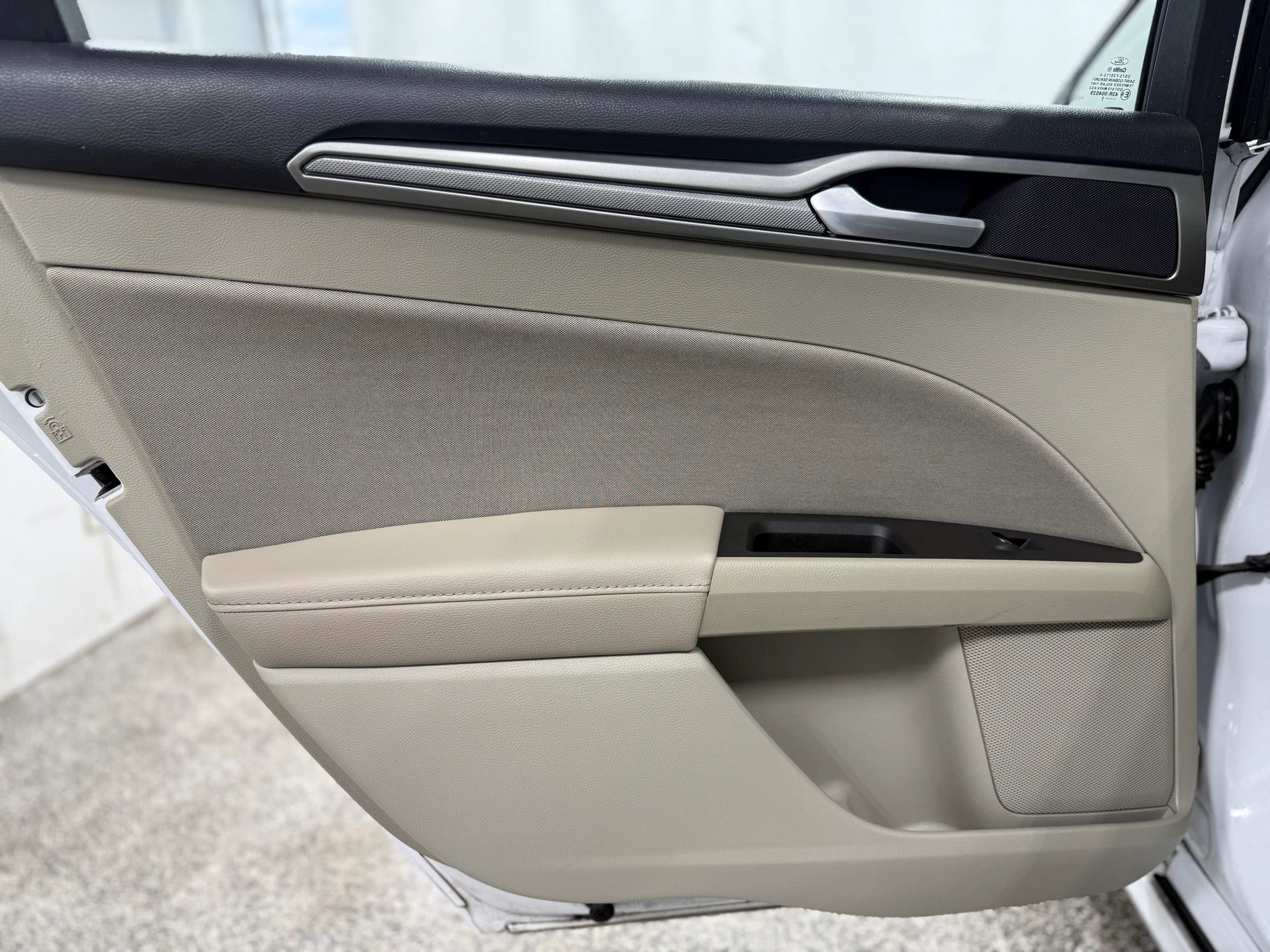 Used 2019 Ford Fusion SE image 31