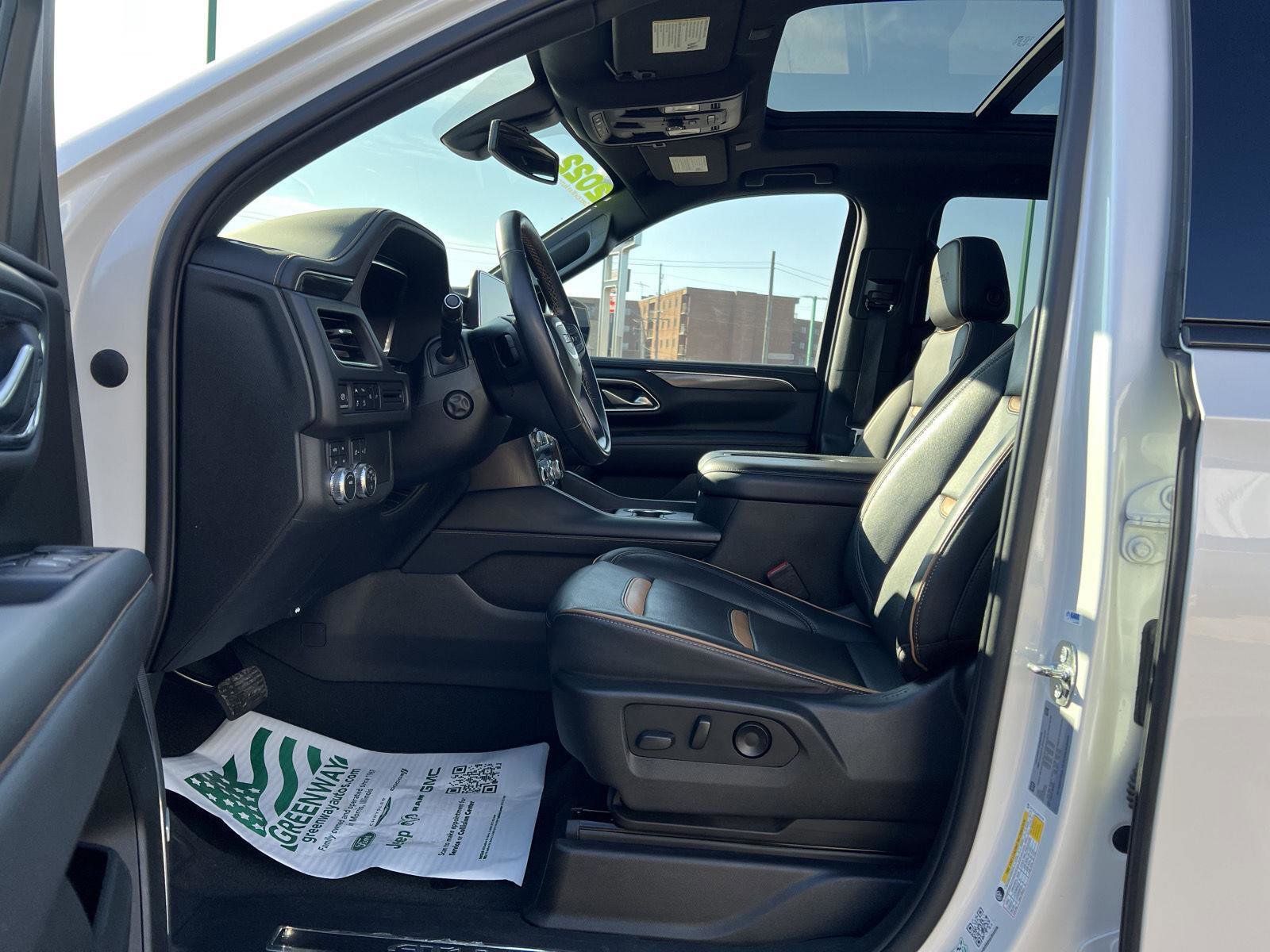 Used 2022 GMC Yukon AT4 image 18