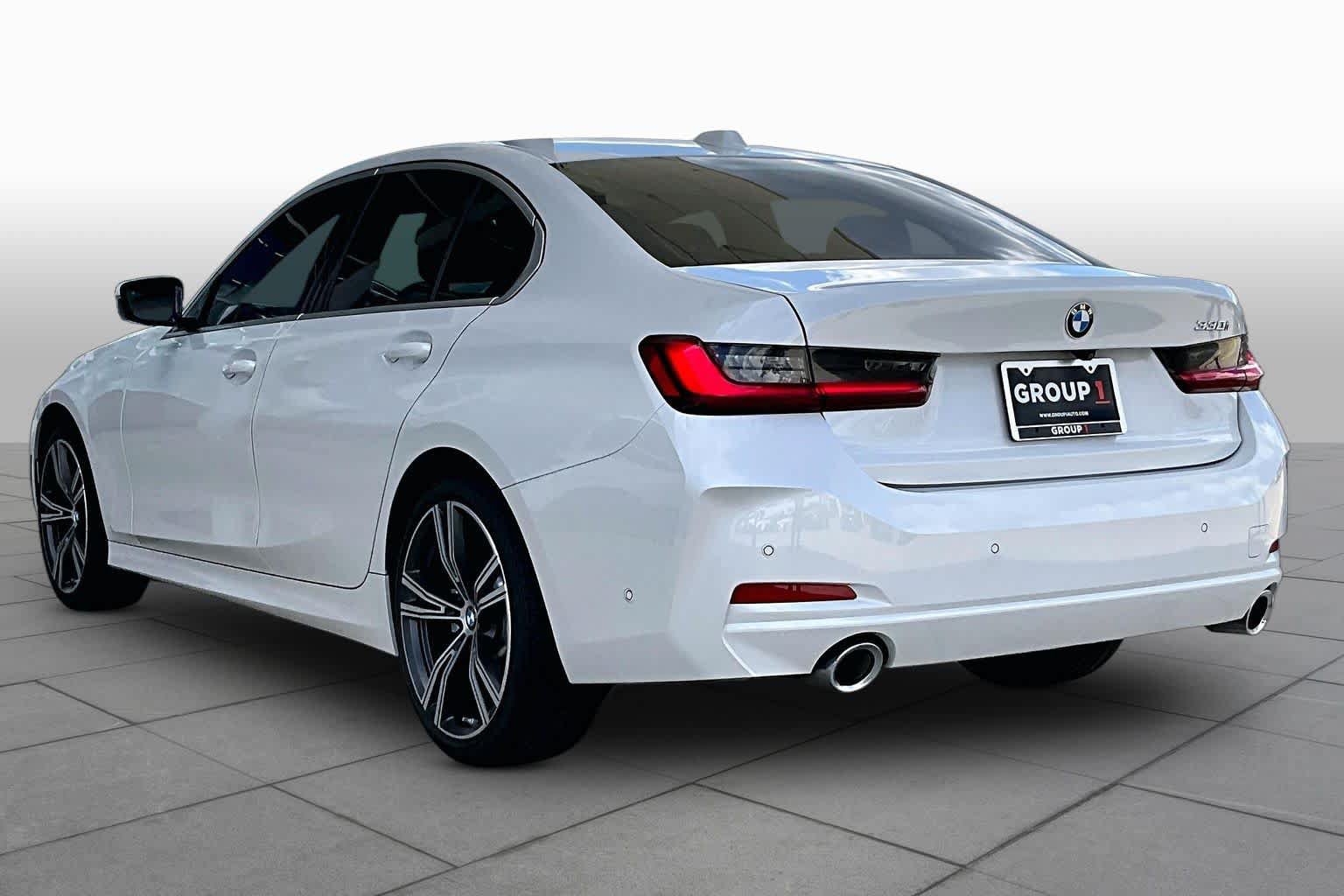 Used 2024 BMW 330i Sedan RWD image 12