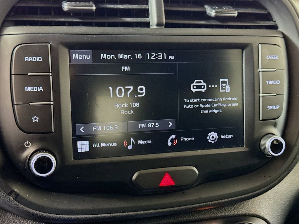 Used 2024 Kia Soul LX w/ Option Group 015 image 12