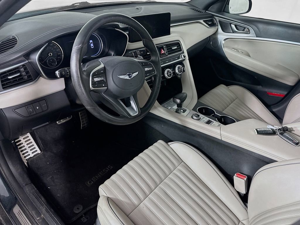 Used 2023 Genesis G70 2.0T w/ Sport Prestige Package image 31