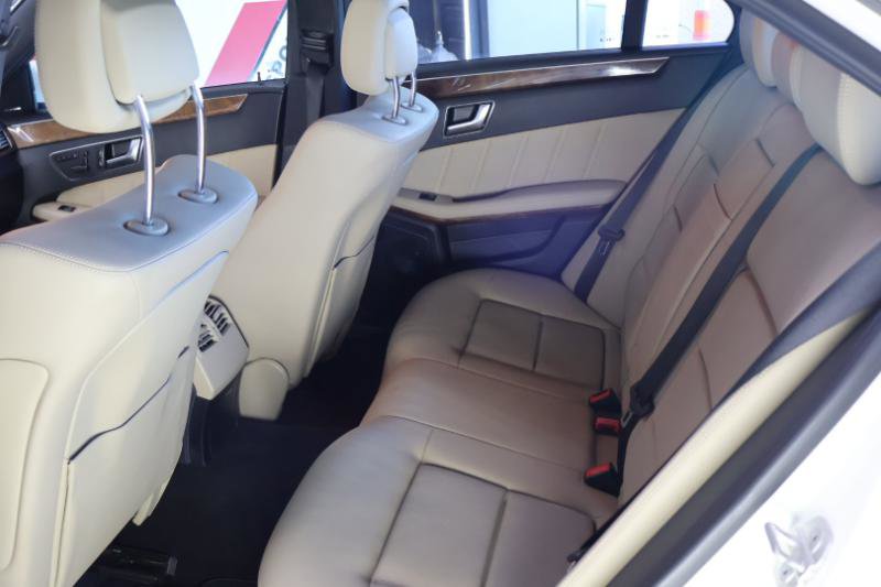 Used 2012 Mercedes-Benz E 350 4MATIC Sedan image 23