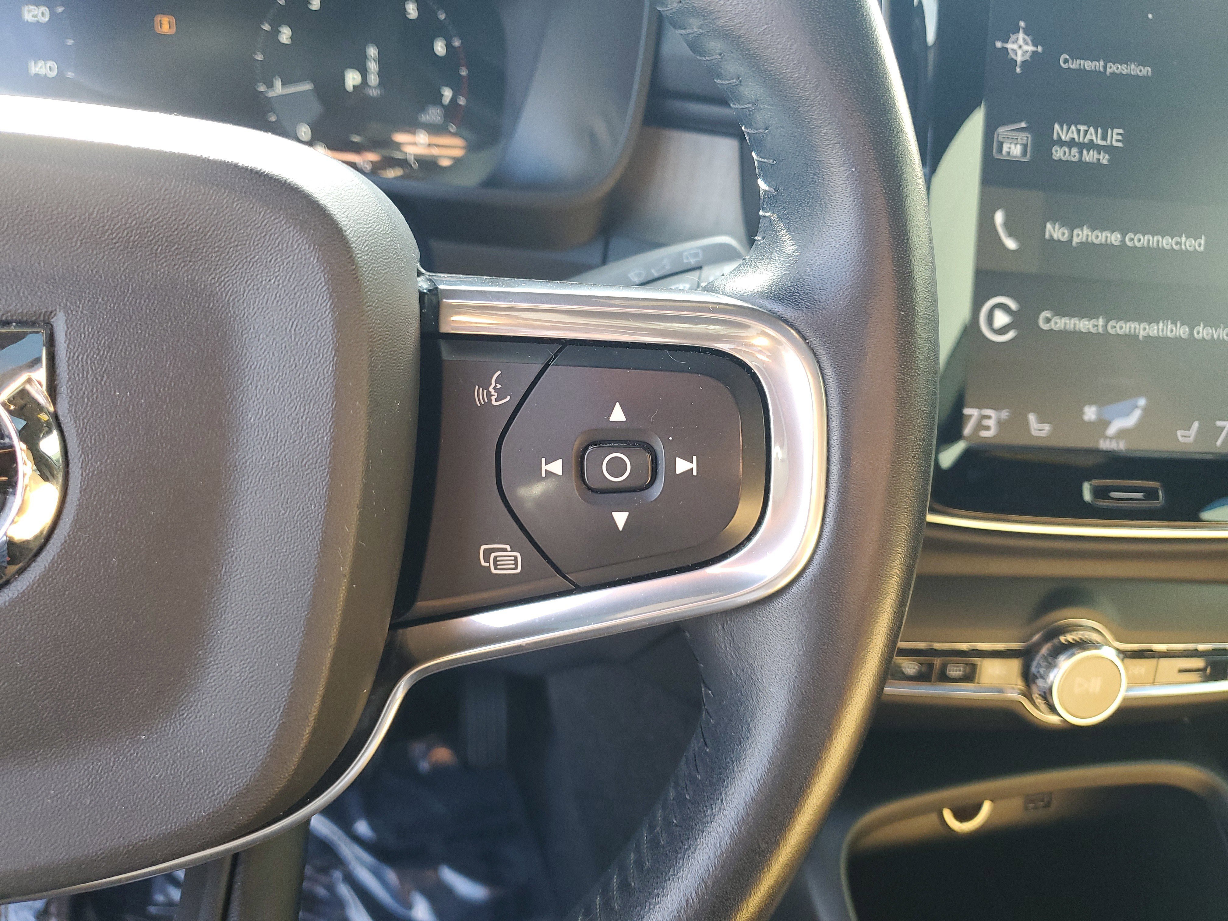 Used 2019 Volvo XC40 T5 Inscription image 31