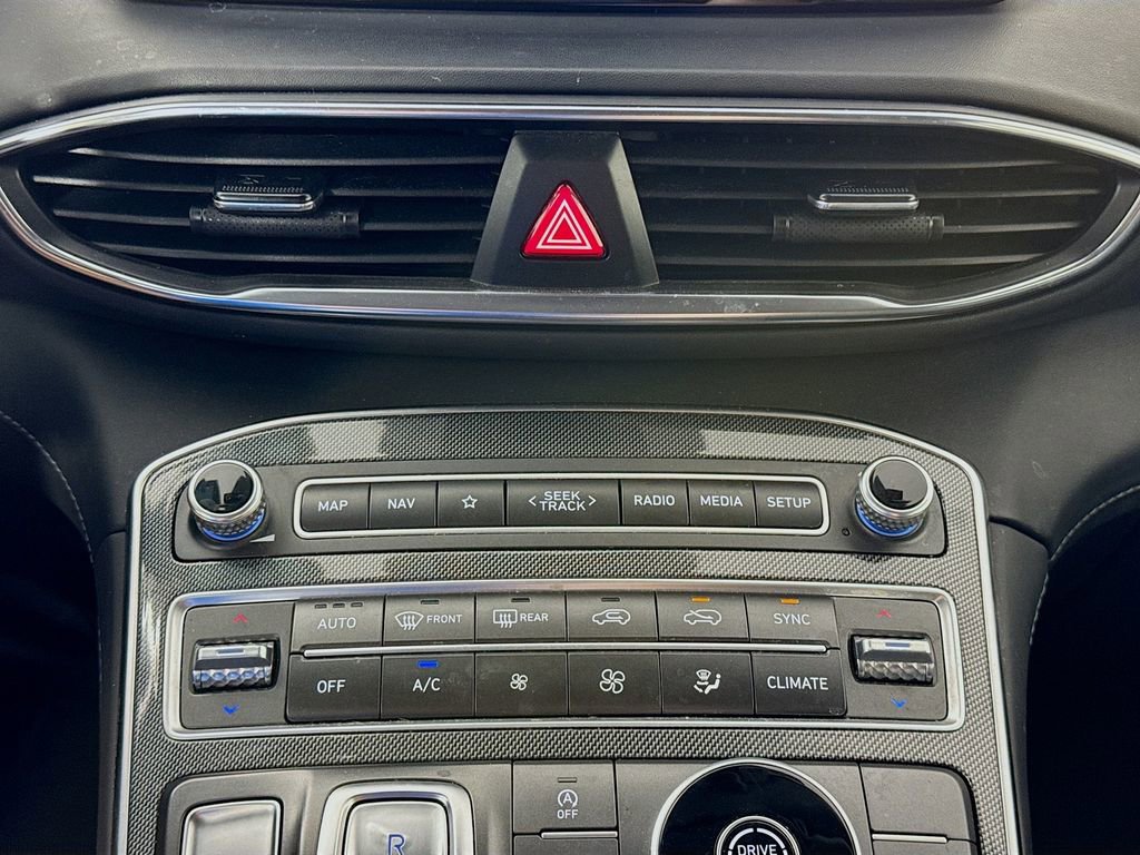 Certified 2023 Hyundai Santa Fe Limited image 16