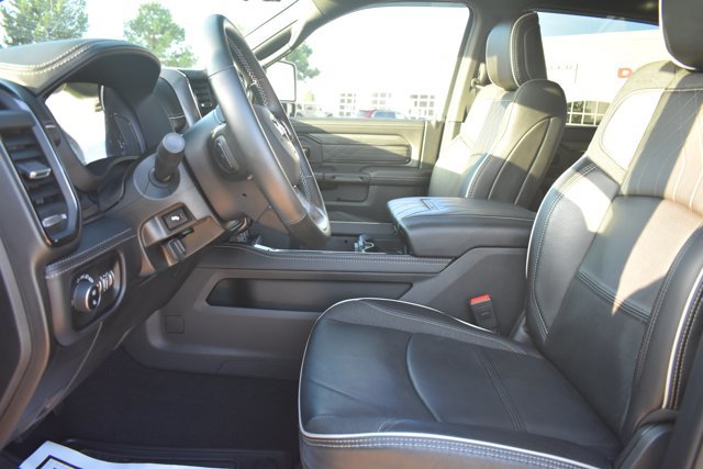 Used 2025 RAM 2500 Limited AWD/4WD image 19