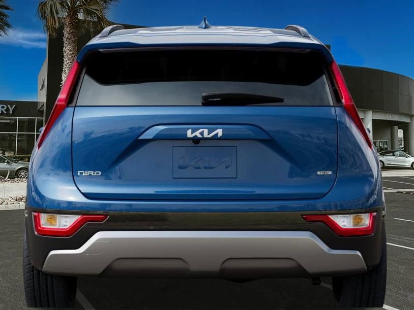 New 2025 Kia Niro EX Touring image 15