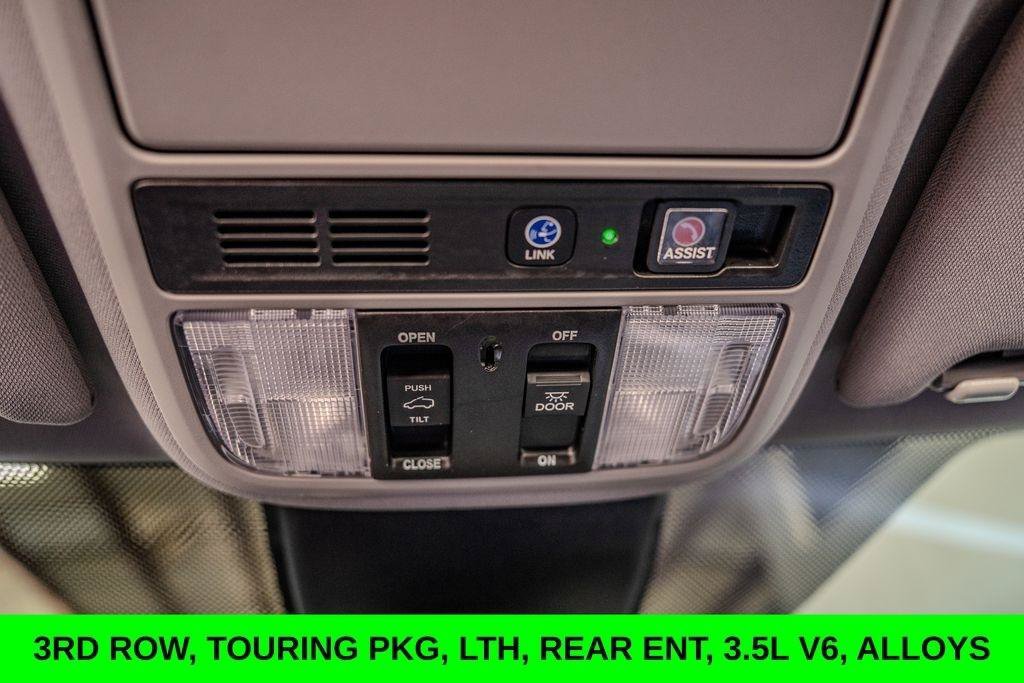 Used 2024 Honda Odyssey Touring image 37