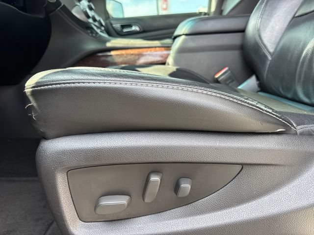 Used 2016 GMC Yukon SLT w/ Open Road Package AWD/4WD image 16