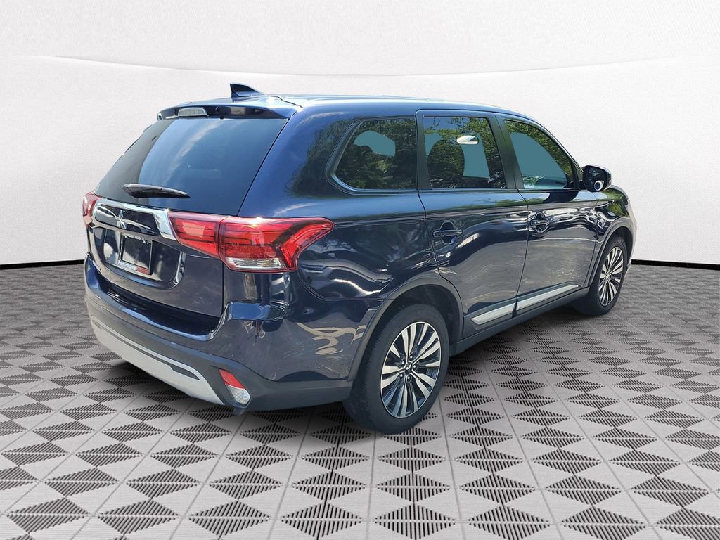 Used 2020 Mitsubishi Outlander ES image 6