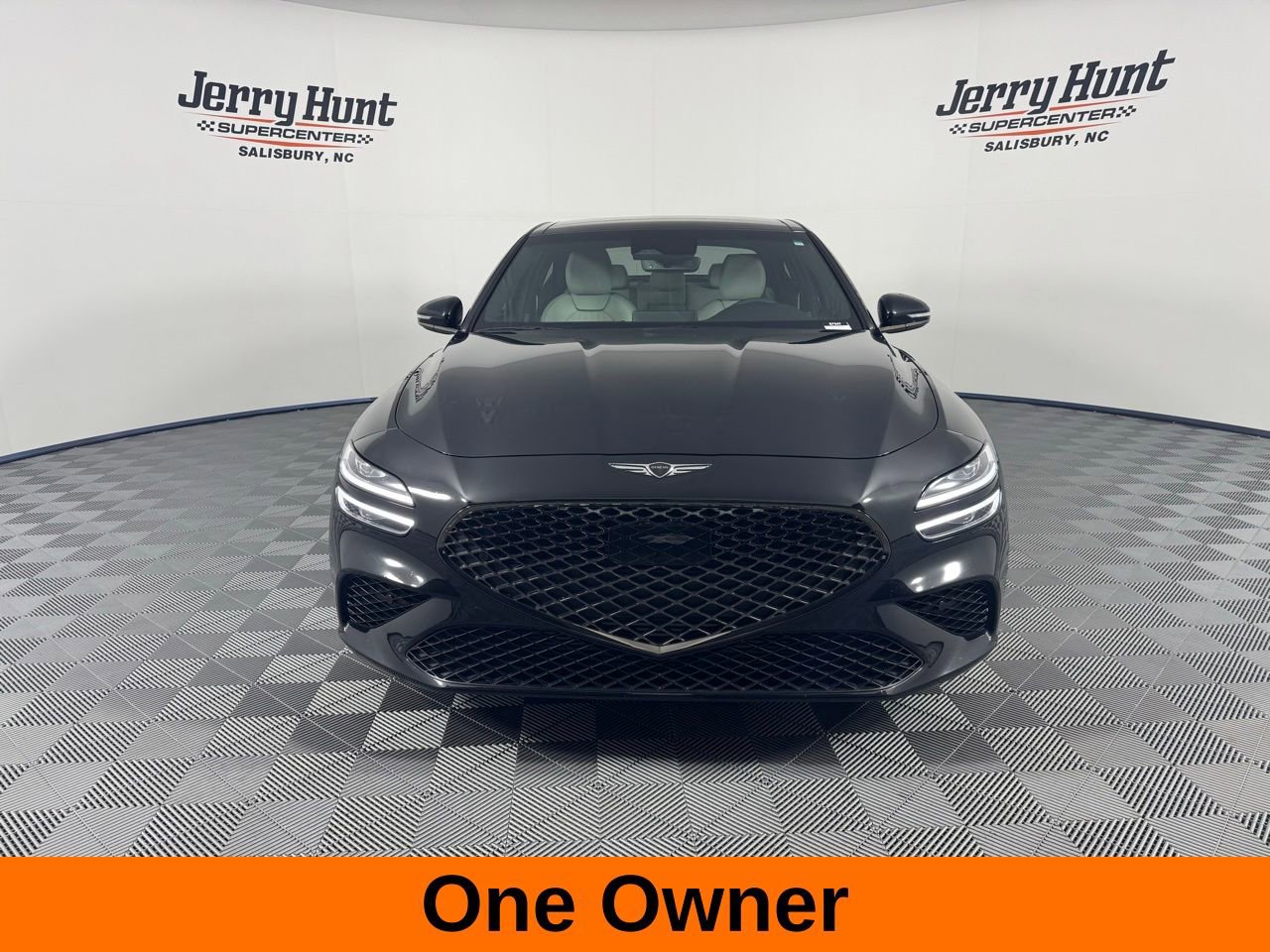 Used 2025 Genesis G70 3.3T Advanced image 4