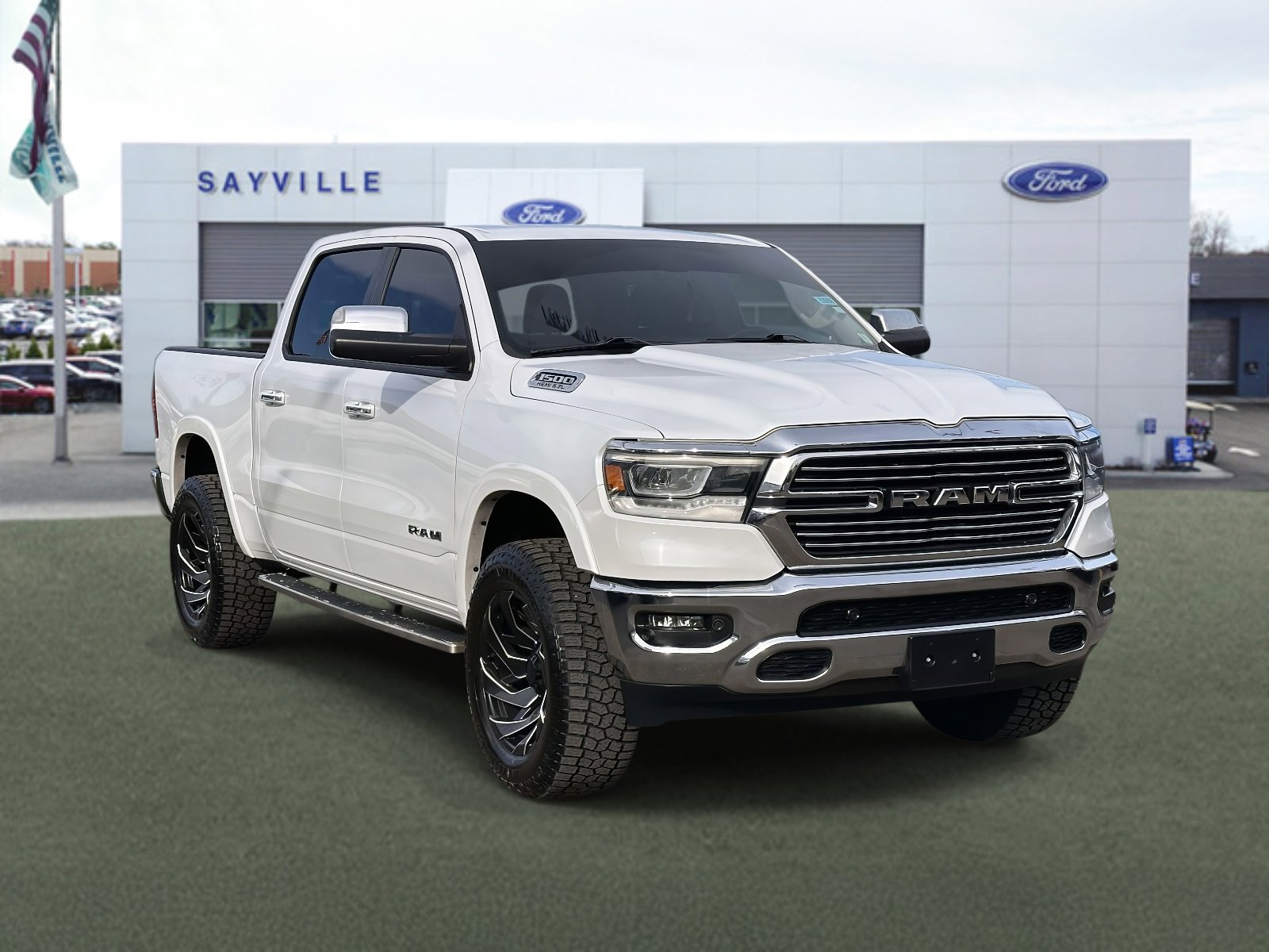 Used 2019 RAM 1500 Laramie image 6