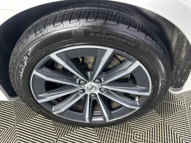 Used 2021 Volvo S60 T6 Momentum AWD/4WD image 5