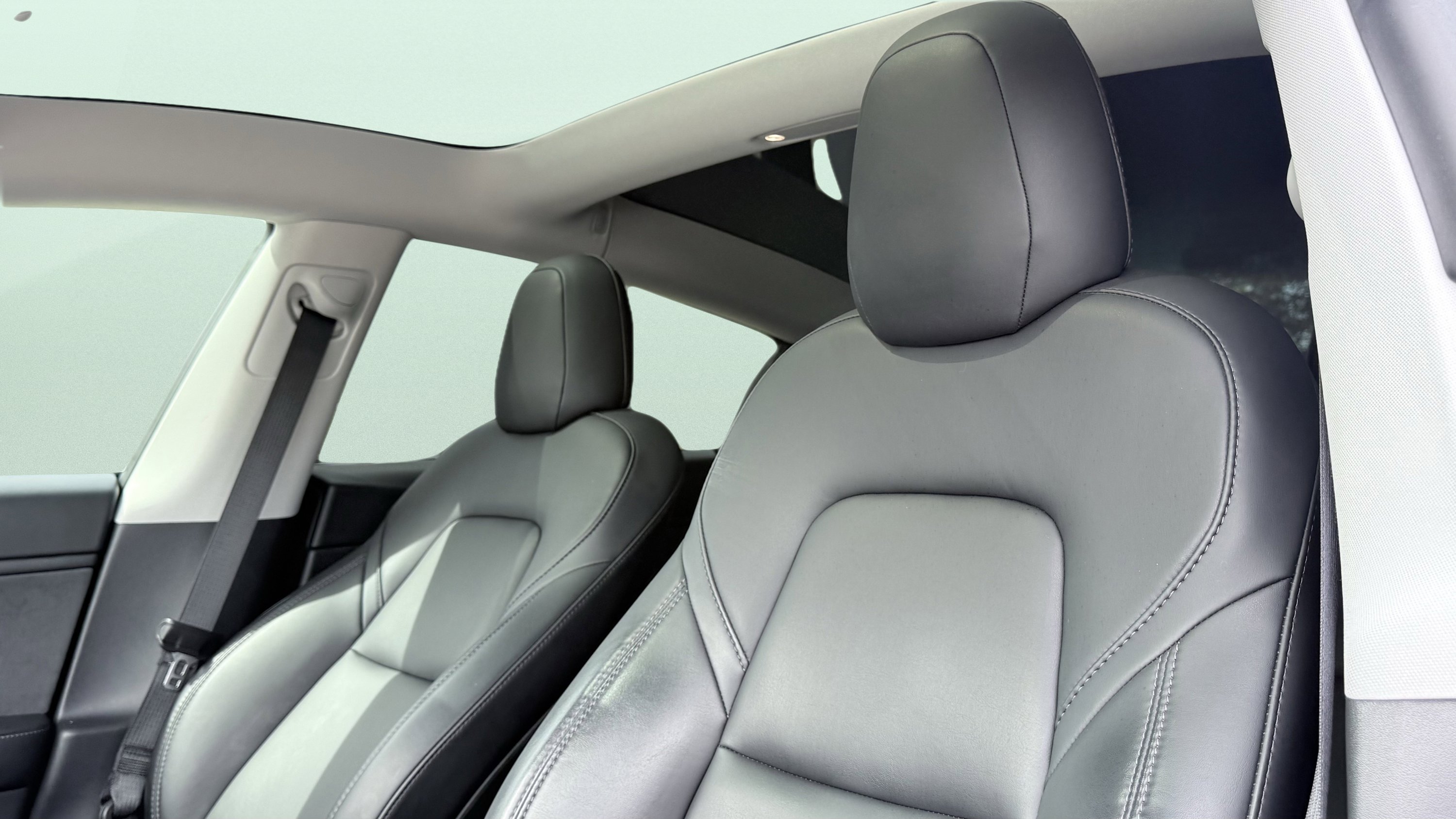 Used 2020 Tesla Model 3 Long Range image 26