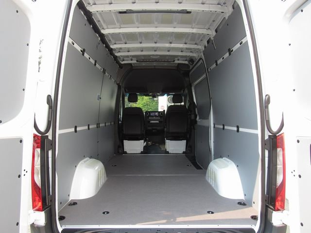 New 2025 Mercedes-Benz Sprinter 2500 image 23