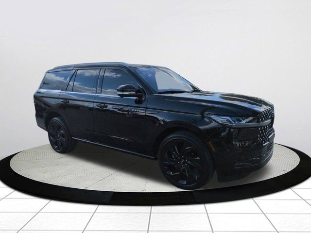 Used 2025 Lincoln Navigator Black Label video 1