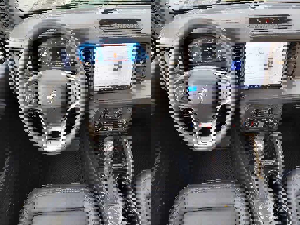 New 2025 Ford Bronco Badlands image 32