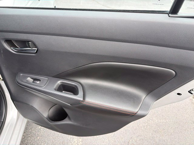 Used 2024 Nissan Versa SR FWD image 30