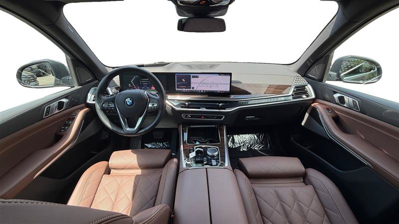 Used 2026 BMW X5 xDrive50e AWD/4WD image 12