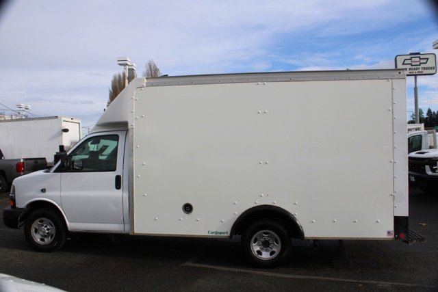 Used 2021 Chevrolet Express 3500 w/ Power Convenience Package image 4