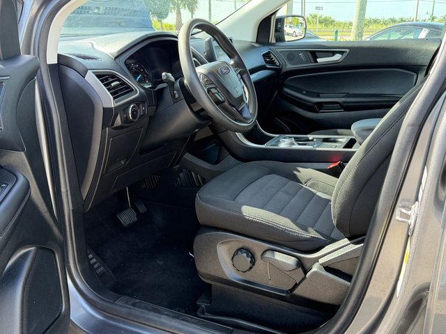 Used 2024 Ford Edge SE w/ Black Appearance Package AWD/4WD image 18