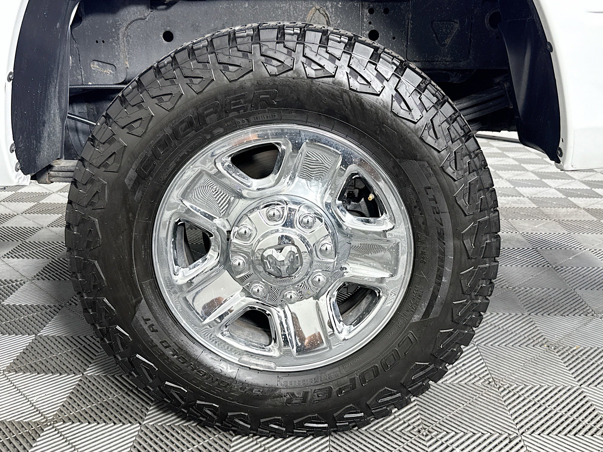 Used 2022 RAM 3500 Tradesman image 36