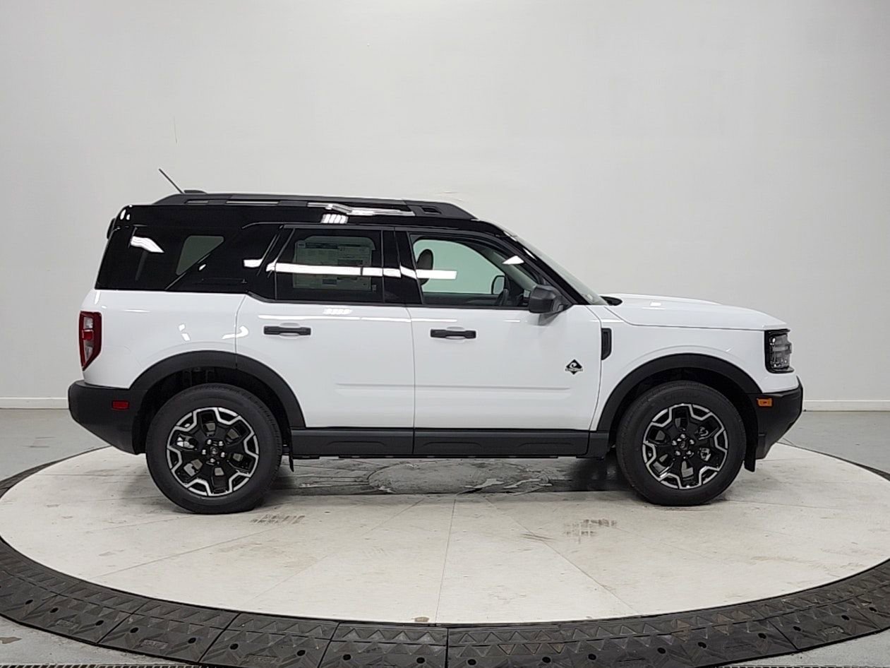 New 2026 Ford Bronco Sport Outer Banks AWD/4WD image 8
