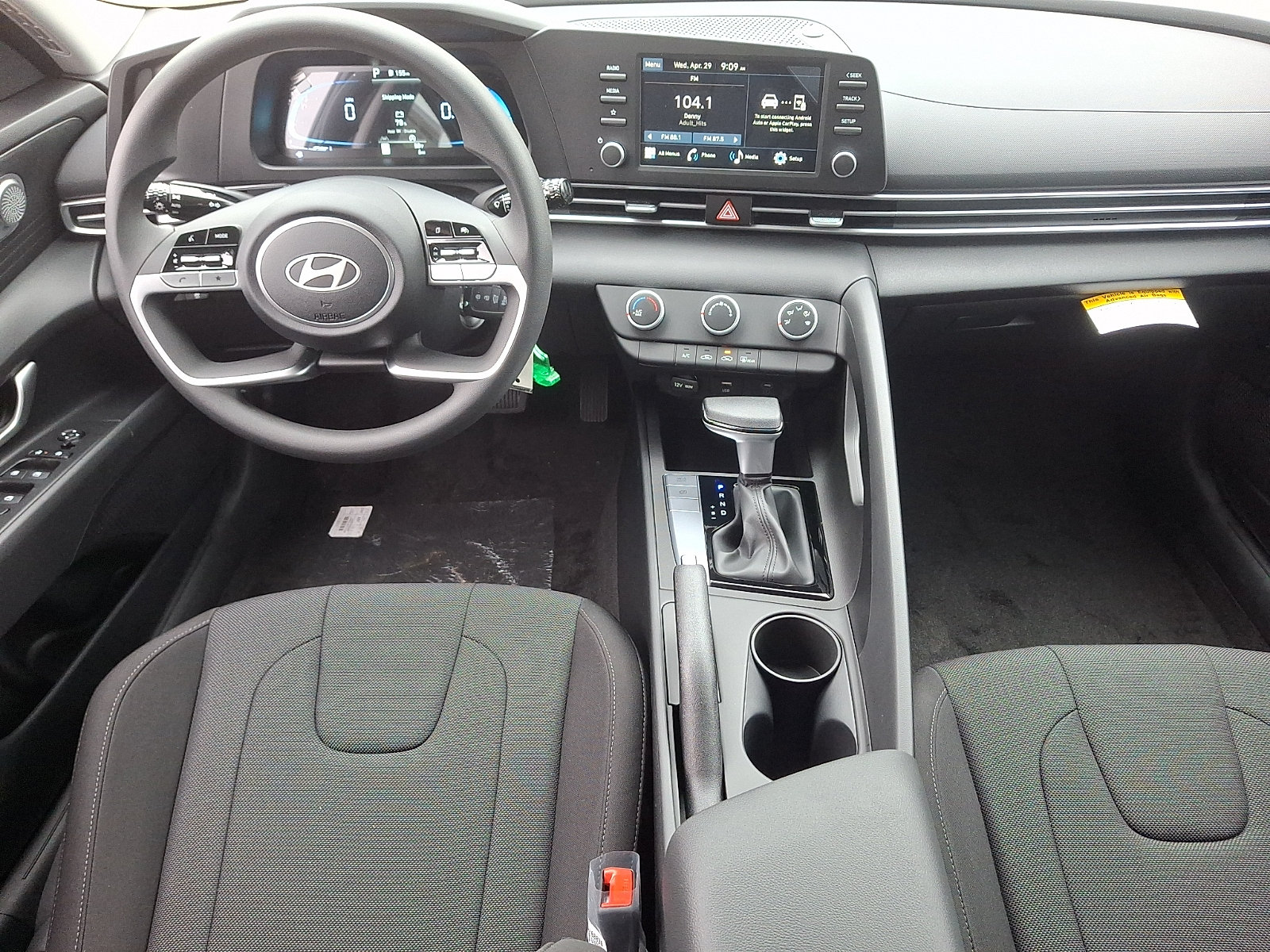 New 2026 Hyundai Elantra SE FWD image 10