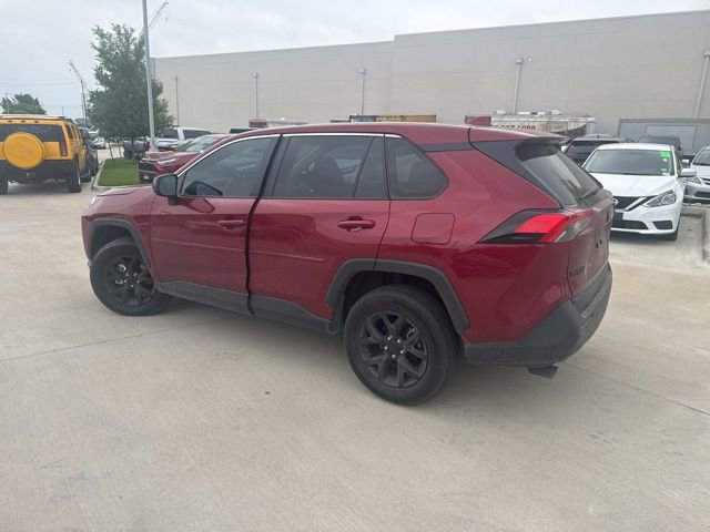 Certified 2025 Toyota RAV4 LE FWD image 5