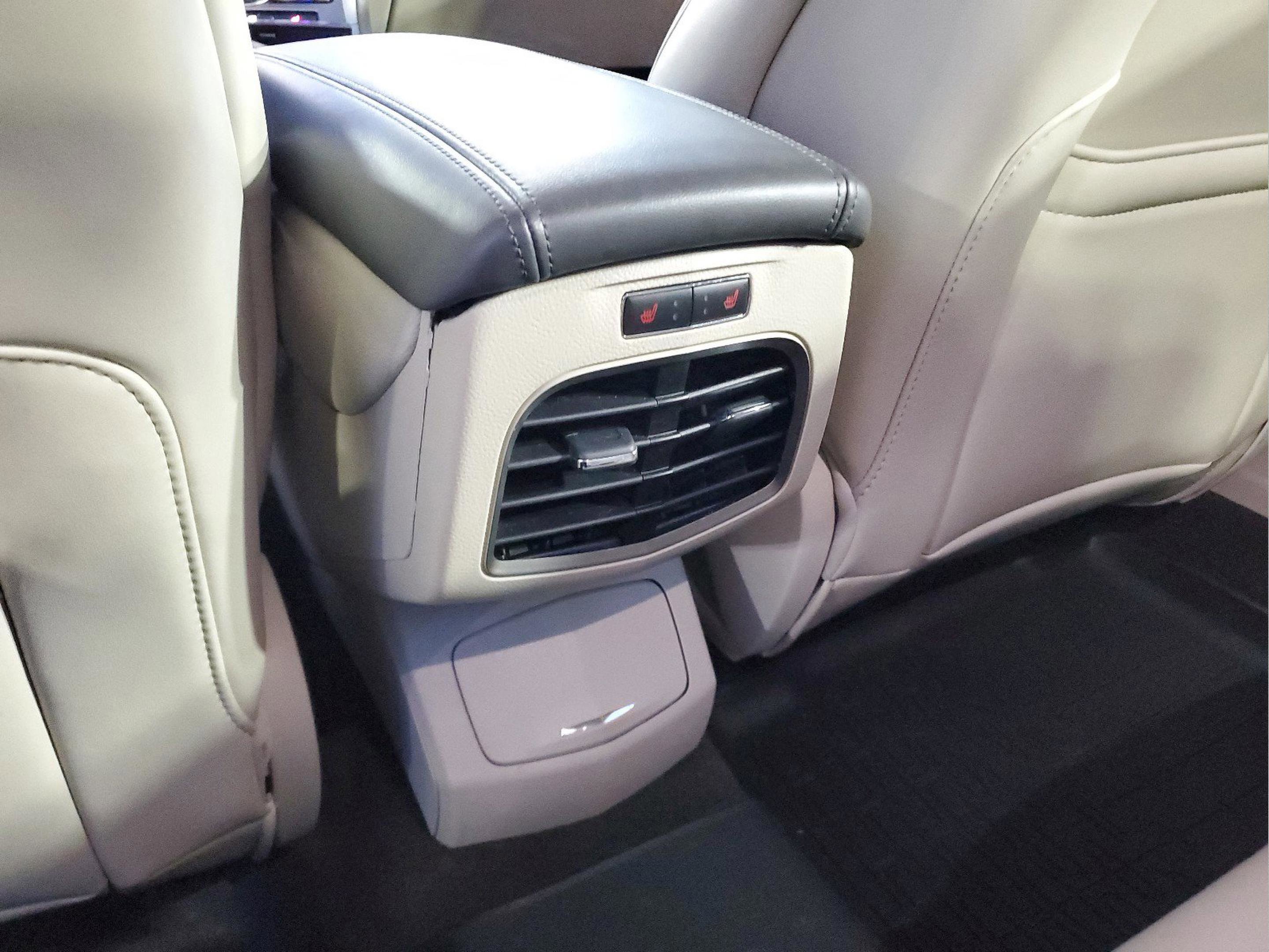 Used 2019 Lincoln MKZ Reserve w/ Reserve Plus Package FWD image 12