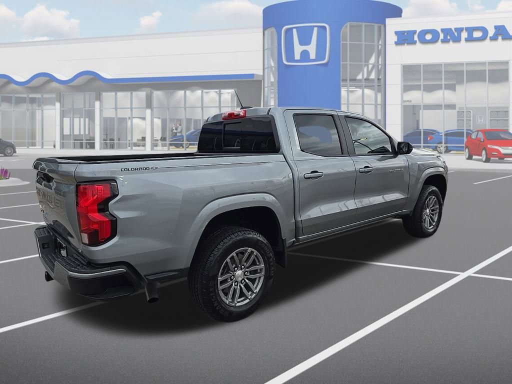 Used 2023 Chevrolet Colorado LT w/ LT Convenience Package image 9