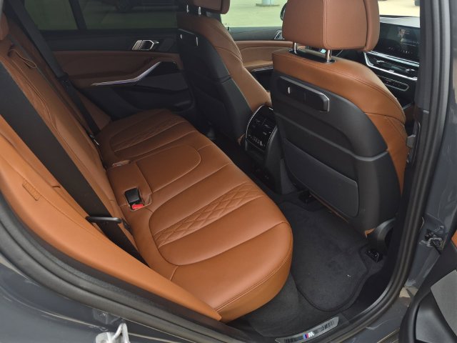 Used 2026 BMW X5 xDrive50e w/ M Sport Package AWD/4WD image 18