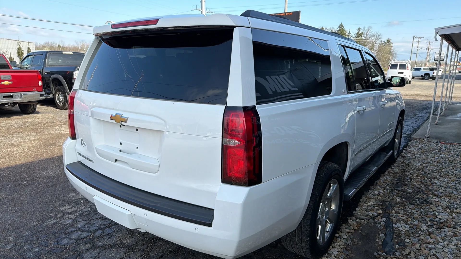 Used 2016 Chevrolet Suburban LT w/ Luxury Package image 5