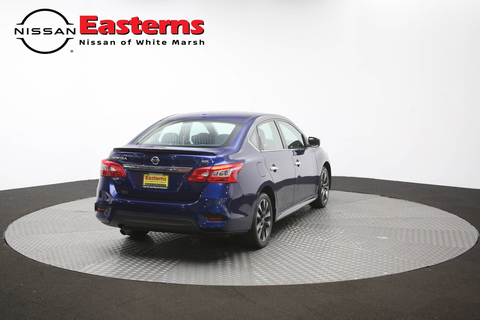 Used 2019 Nissan Sentra SR FWD image 39