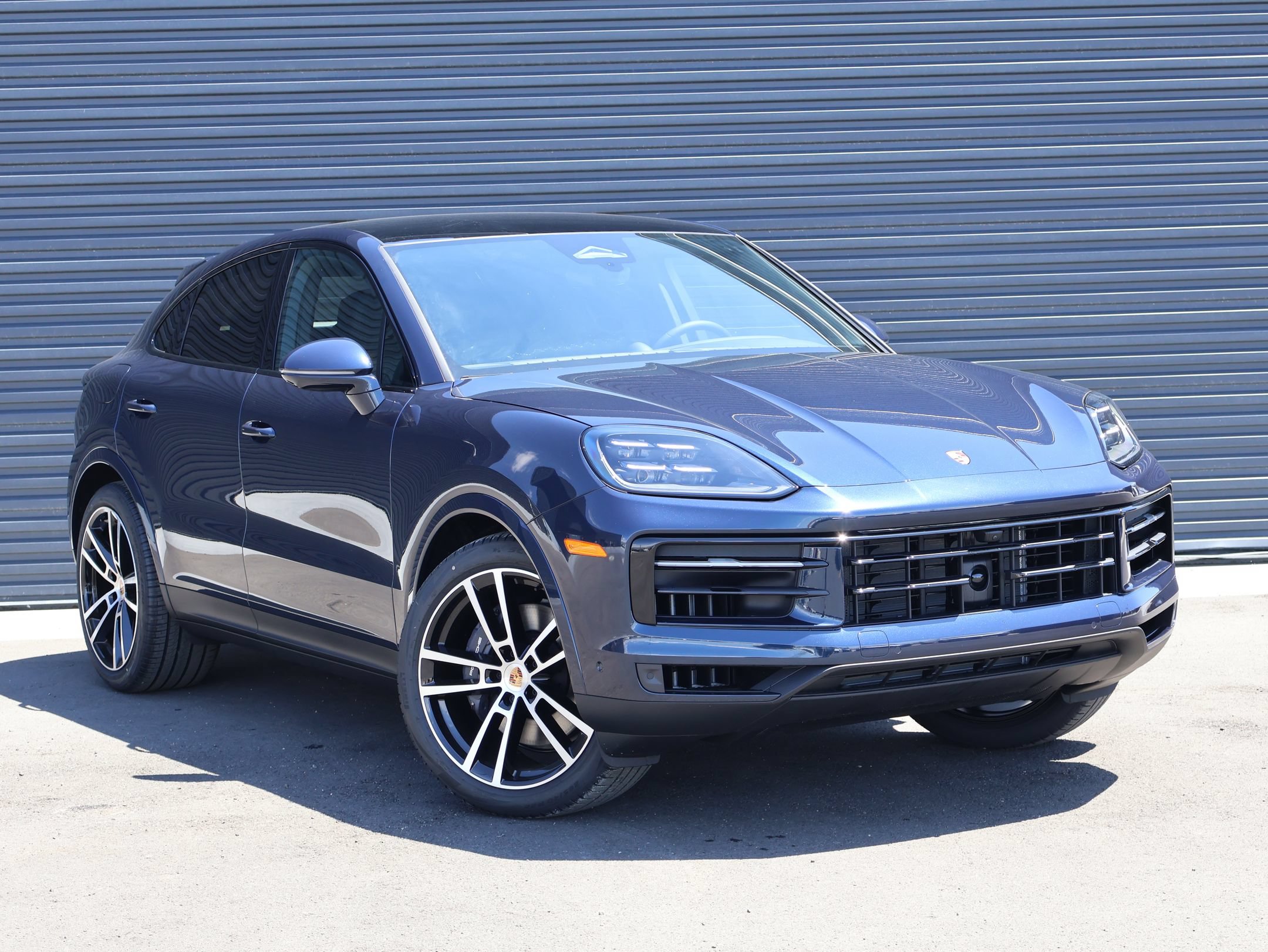 New 2026 Porsche Cayenne Coupe AWD/4WD image 7