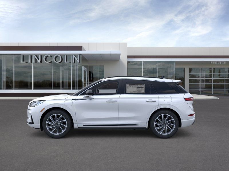 New 2025 Lincoln Corsair Grand Touring AWD/4WD image 3