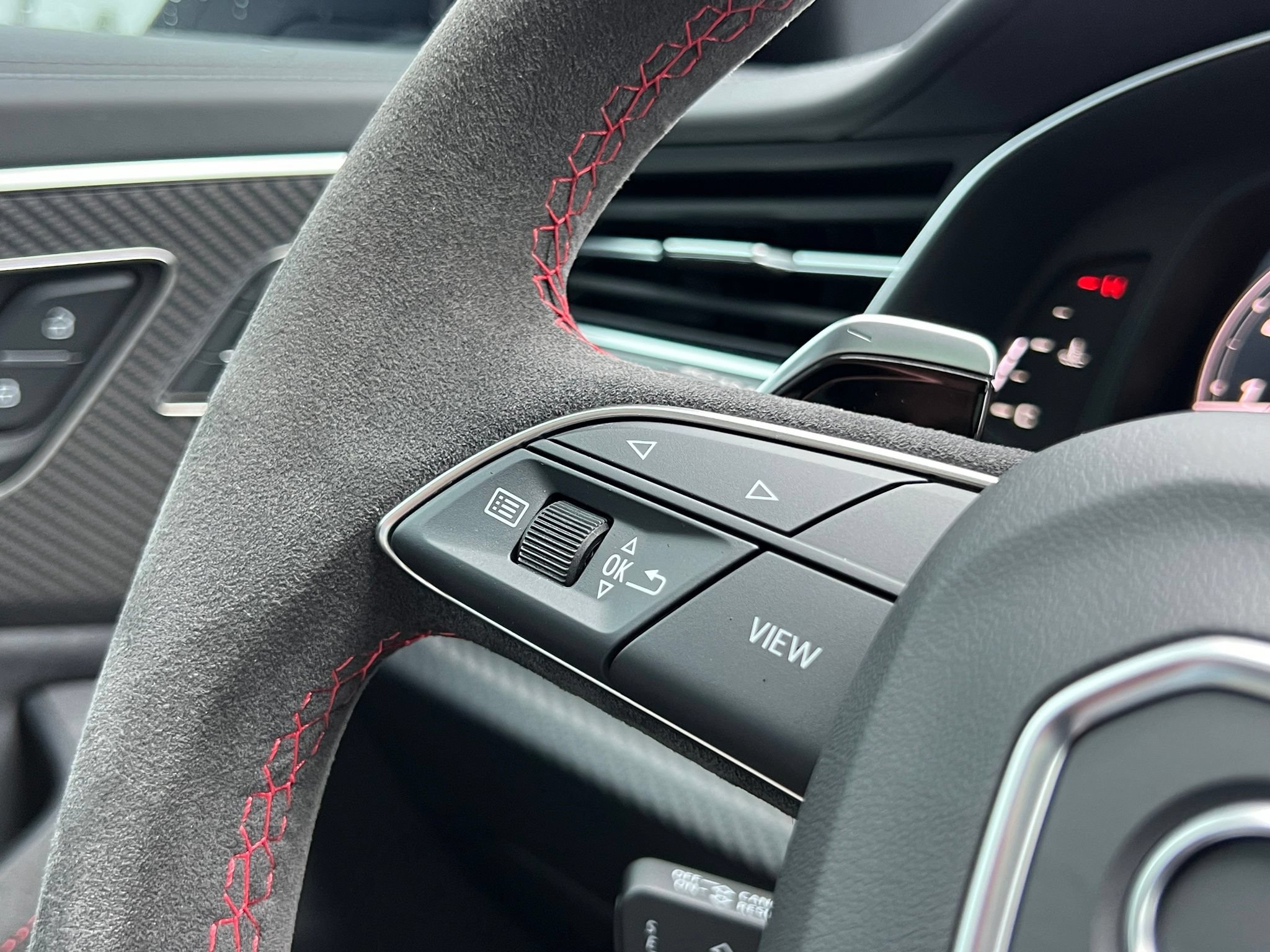 Used 2025 Audi RS Q8 performance AWD/4WD image 30