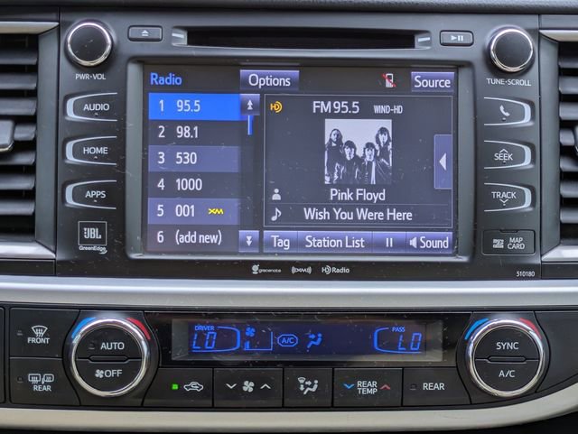 Used 2018 Toyota Highlander Limited Platinum image 18