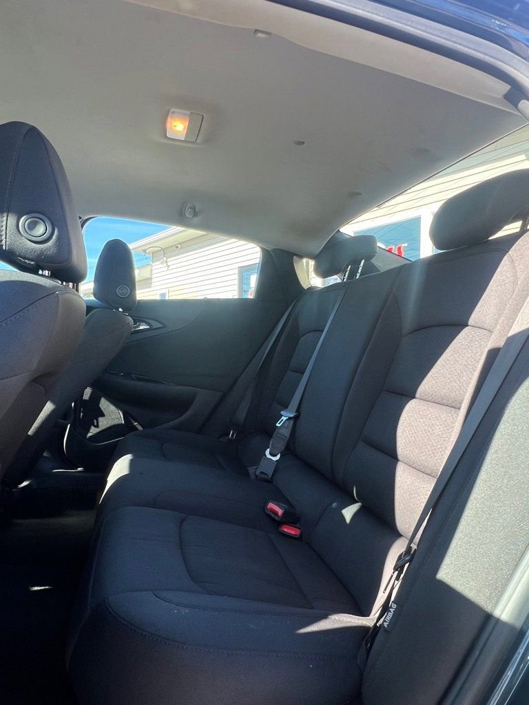 Used 2021 Chevrolet Malibu RS image 11
