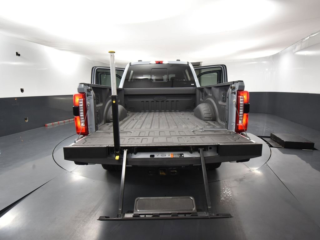 Used 2024 Ford F250 Lariat image 44